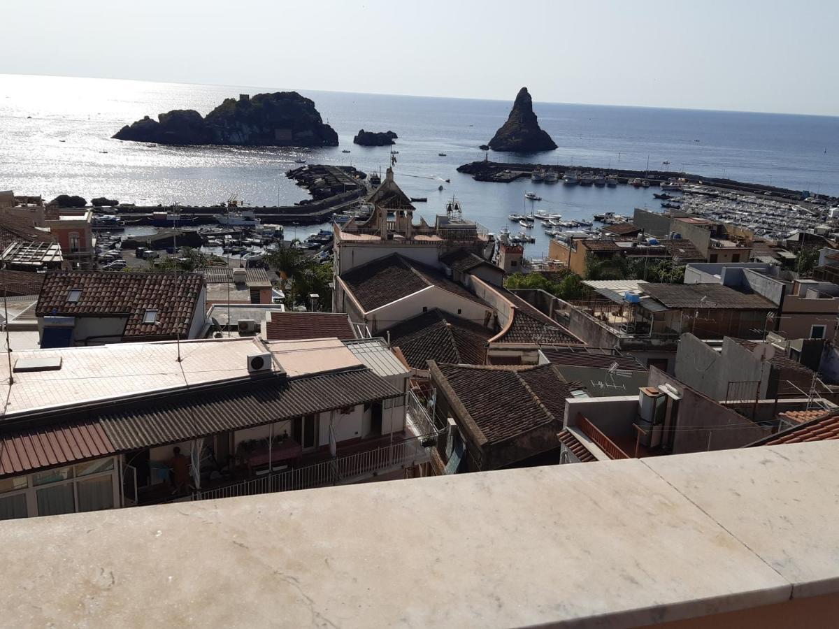 Casa Vacanze Rosa Aci Trezza Exteriör bild
